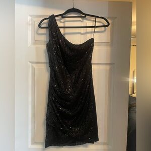 Elegant One-Shoulder Black Sequin Dress